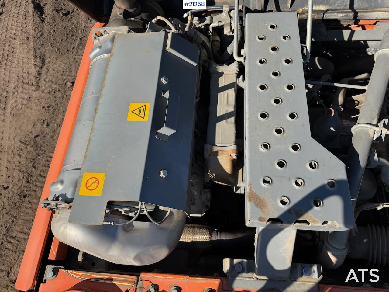 Excavator Hitachi ZX 190 LC-6: picture 33 Excavator Hitachi ZX 190 LC-6: picture 33