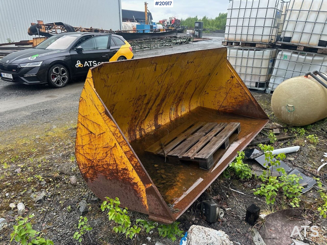 Hjullasterskuffe Har stått på en Hanomag 44C - Loader bucket for Construction machinery: picture 3 Hjullasterskuffe Har stått på en Hanomag 44C - Loader bucket for Construction machinery: picture 3