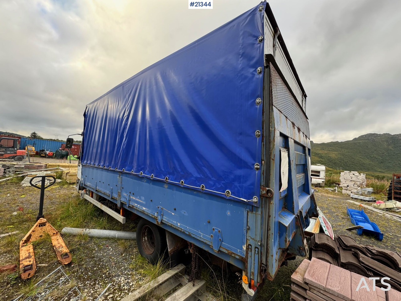 Iveco Eurocargo - Curtainsider truck: picture 3 Iveco Eurocargo - Curtainsider truck: picture 3