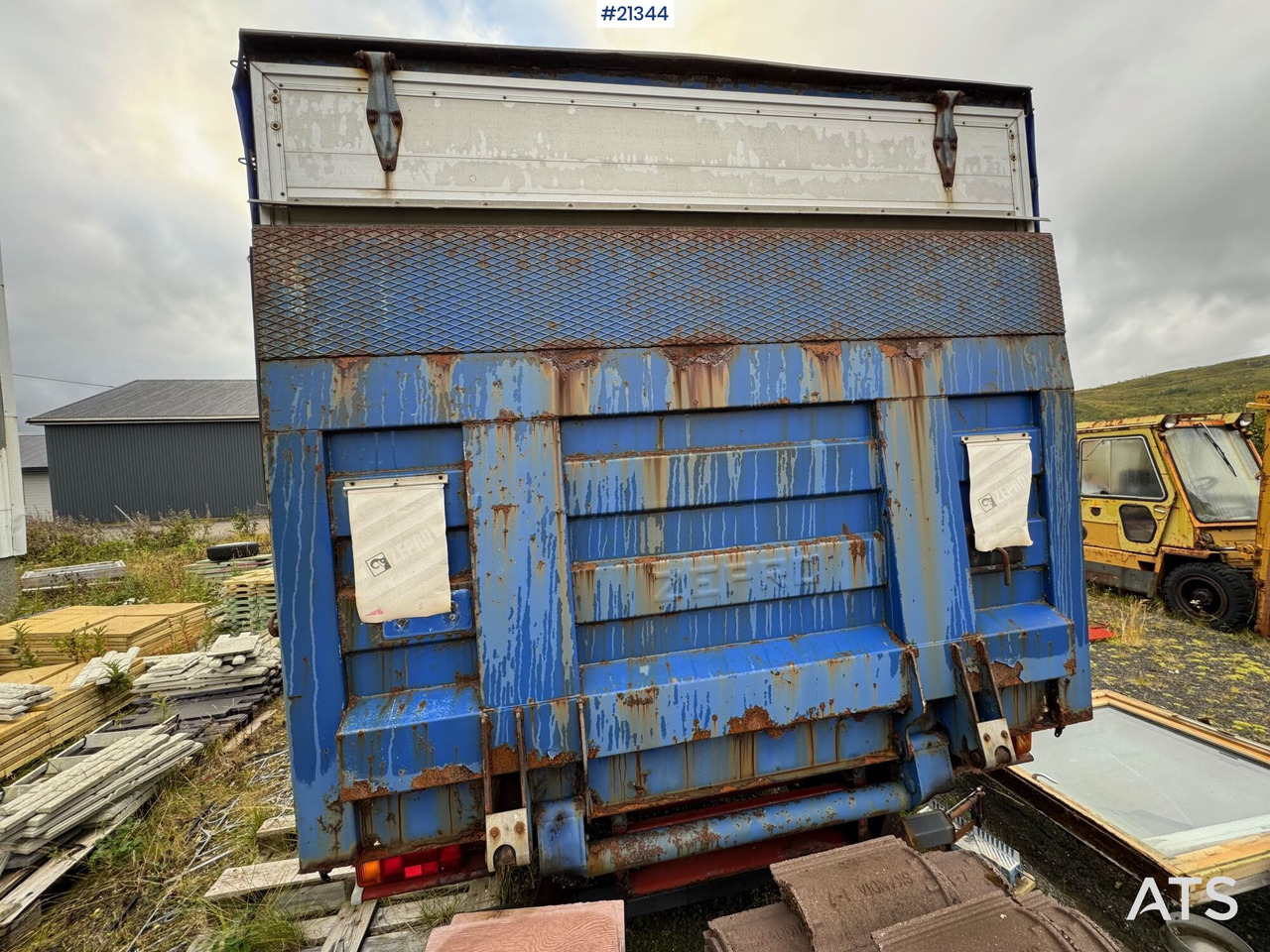 Iveco Eurocargo - Curtainsider truck: picture 4 Iveco Eurocargo - Curtainsider truck: picture 4