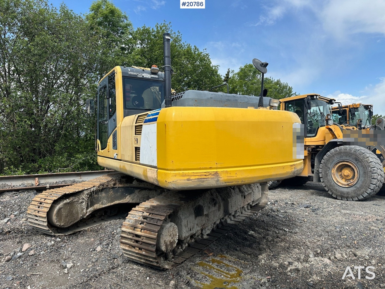 Komatsu PC210LC-8 - Crawler excavator: picture 3 Komatsu PC210LC-8 - Crawler excavator: picture 3