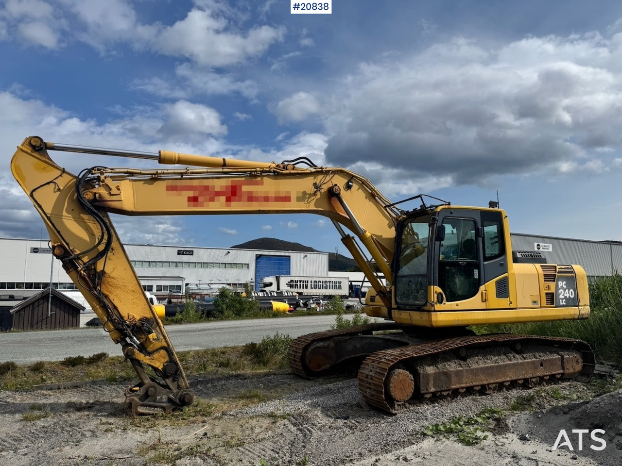 Komatsu PC240LC-8 - Crawler excavator: picture 2 Komatsu PC240LC-8 - Crawler excavator: picture 2