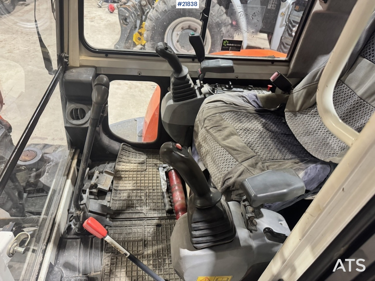 Mini excavator Kubota KX101-3 Minigraver m/ Skuffe og Klype.: picture 17 Mini excavator Kubota KX101-3 Minigraver m/ Skuffe og Klype.: picture 17