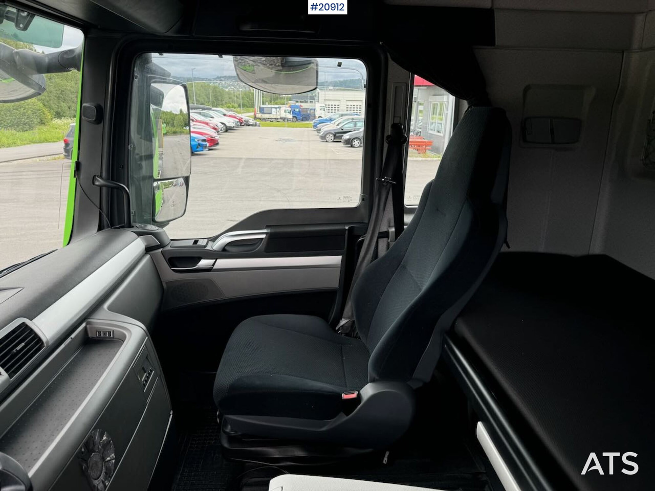 Container transporter/ Swap body truck MAN TGX 26.500: picture 23