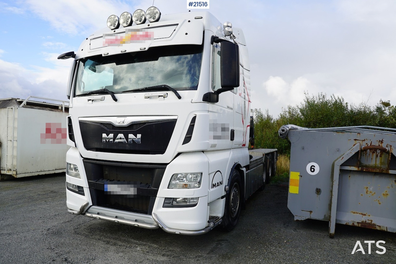 MAN TGX 35.560 - Hook lift truck: picture 3 MAN TGX 35.560 - Hook lift truck: picture 3