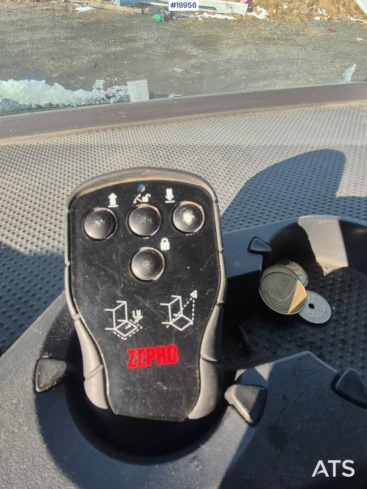 Box truck Mercedes 818: picture 7 Box truck Mercedes 818: picture 7