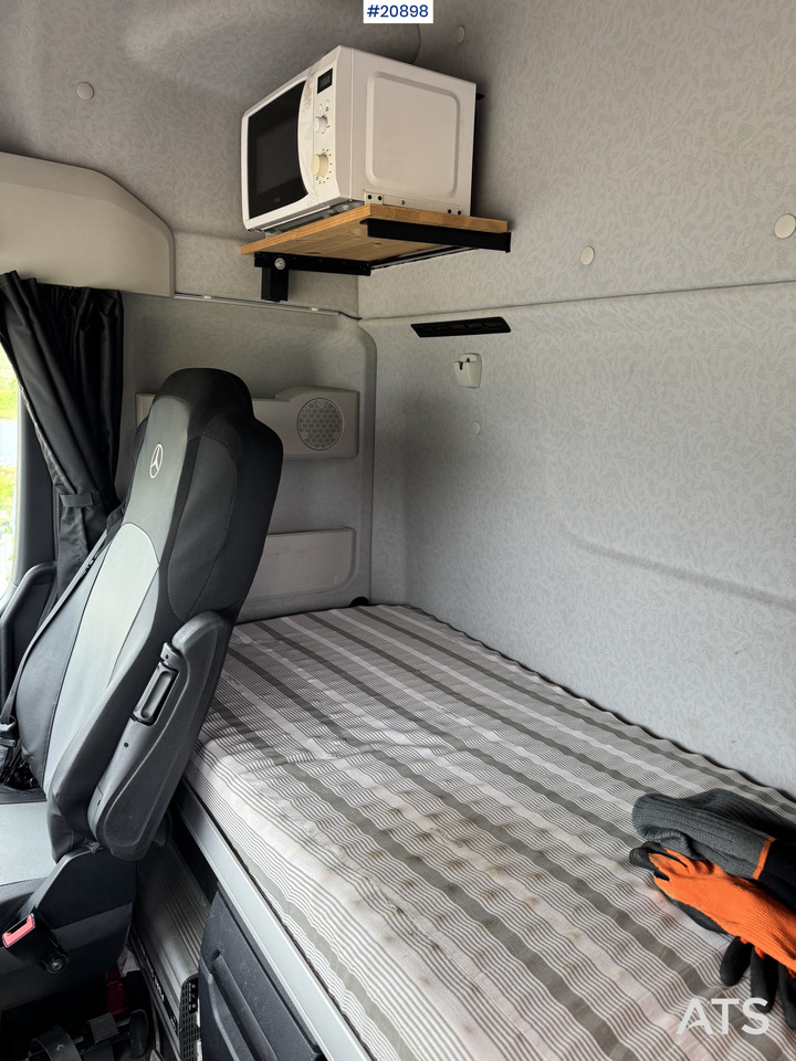 Tipper Mercedes Arocs 2858: picture 12