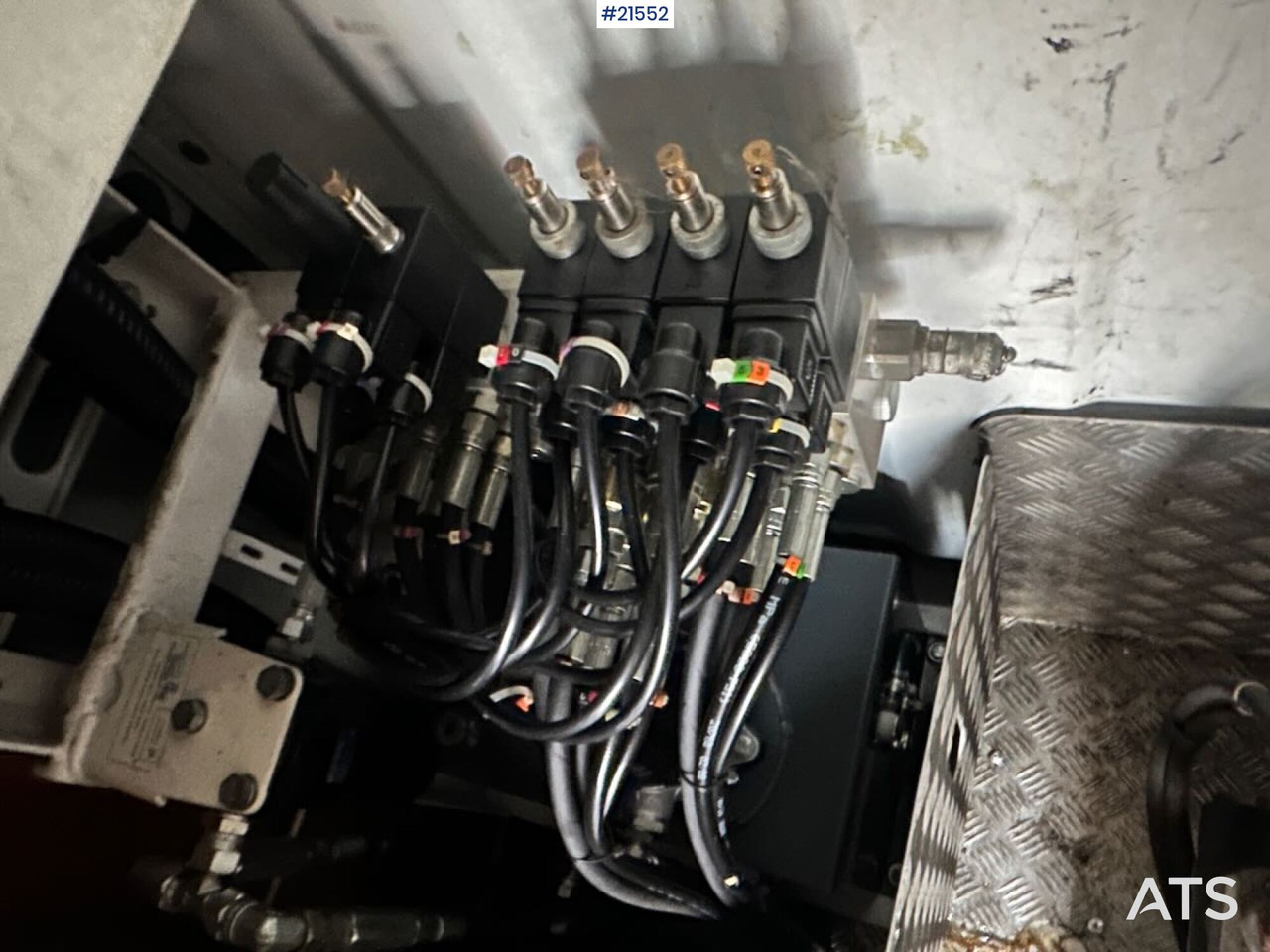 Leasing of Renault Master liftbil m/ France Elevateur løftekurv. SE VIDEO Renault Master liftbil m/ France Elevateur løftekurv. SE VIDEO: picture 23