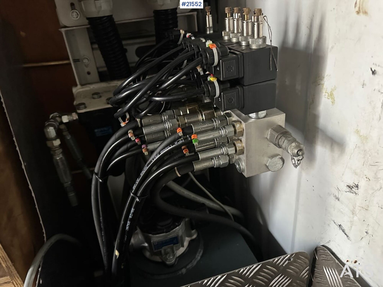 Leasing of Renault Master liftbil m/ France Elevateur løftekurv. SE VIDEO Renault Master liftbil m/ France Elevateur løftekurv. SE VIDEO: picture 24