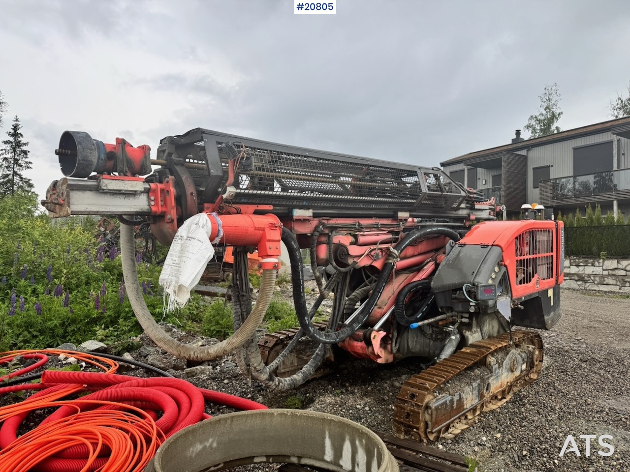 Drilling rig Sandvik Dino DC400RI: picture 9