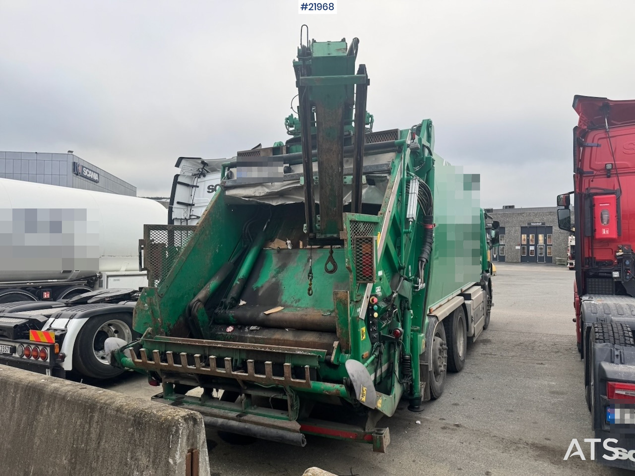 Scania P340 - Garbage truck: picture 5 Scania P340 - Garbage truck: picture 5