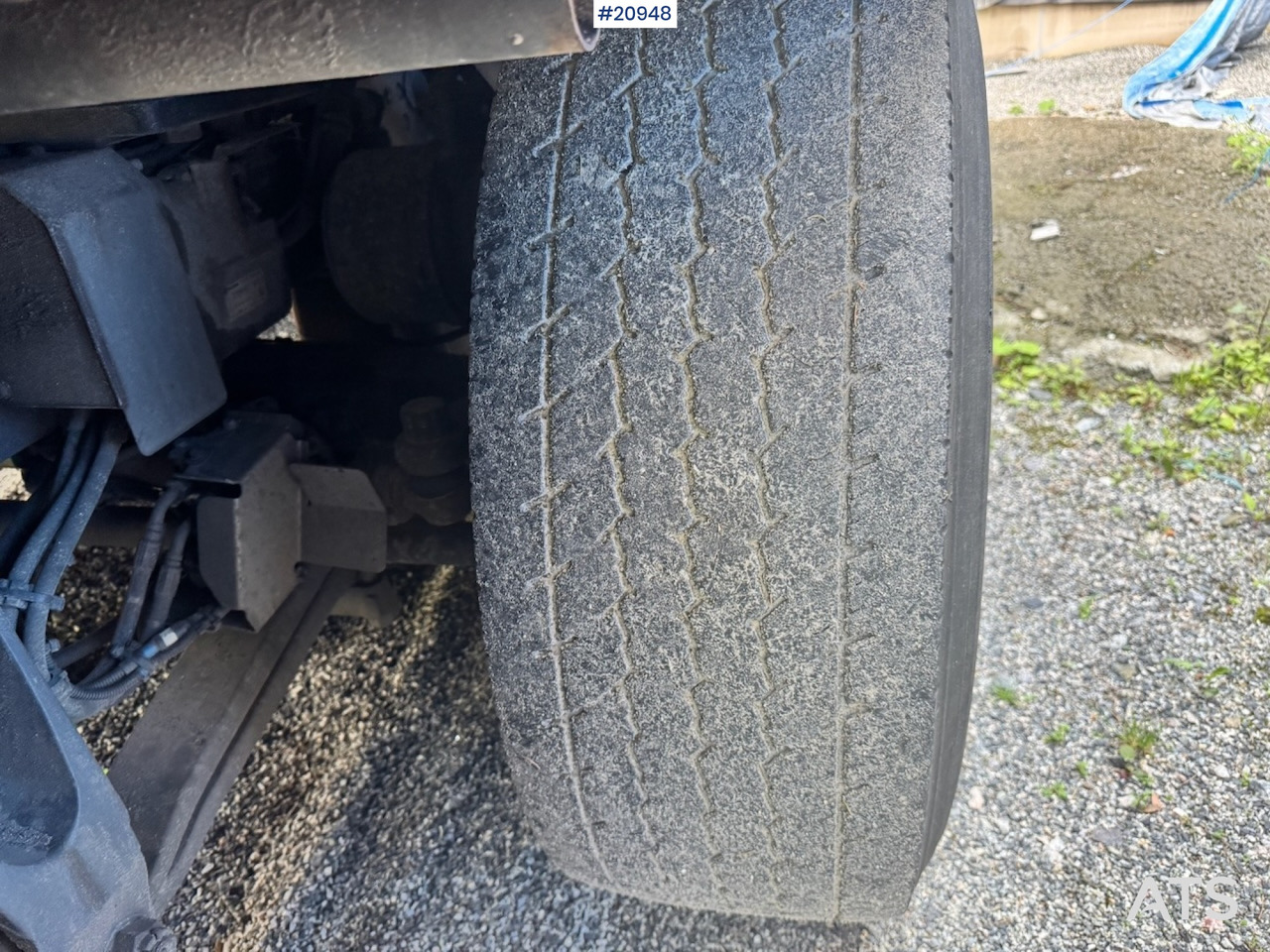 Garbage truck Scania P410: picture 20