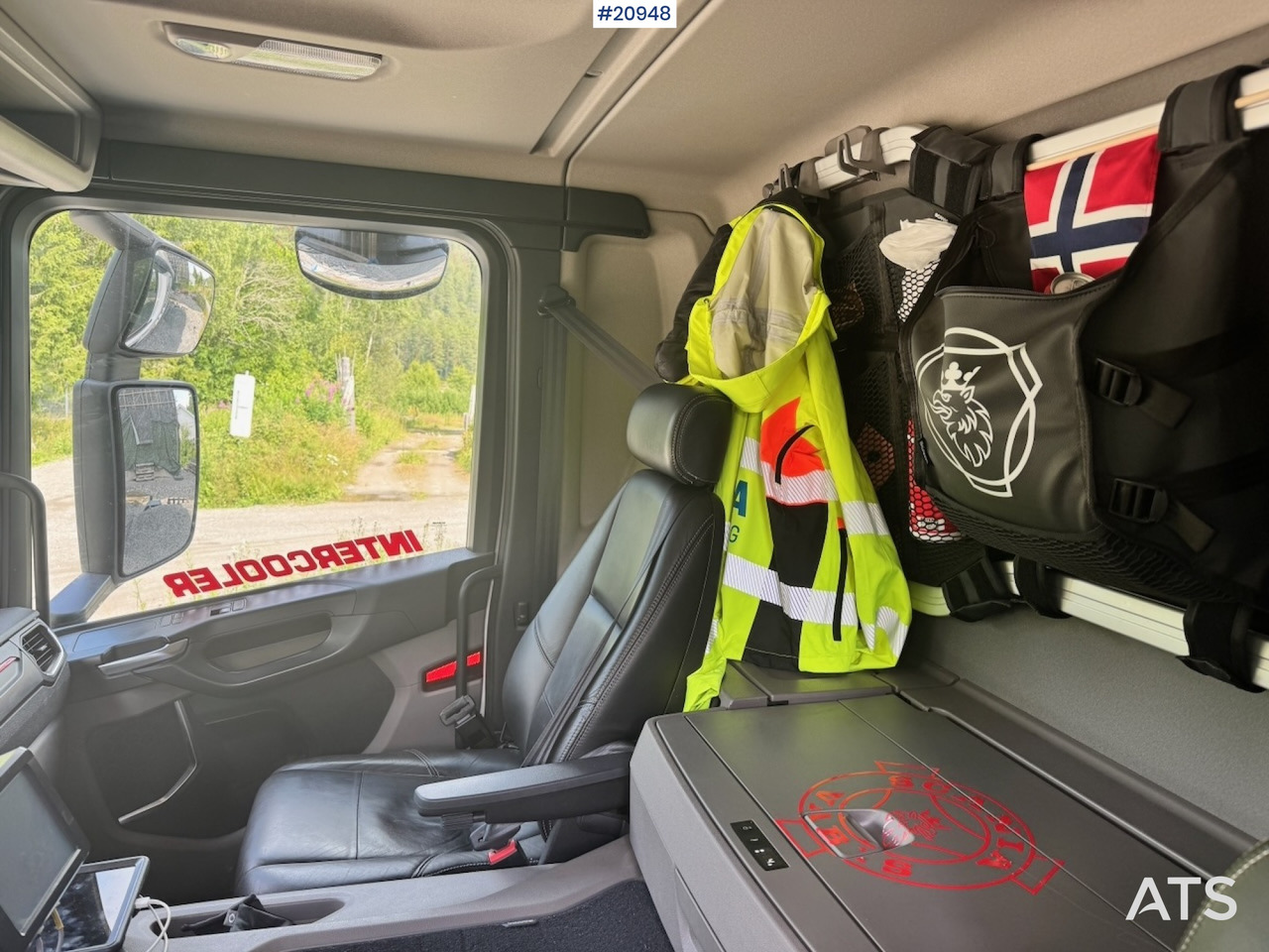 Garbage truck Scania P410: picture 41