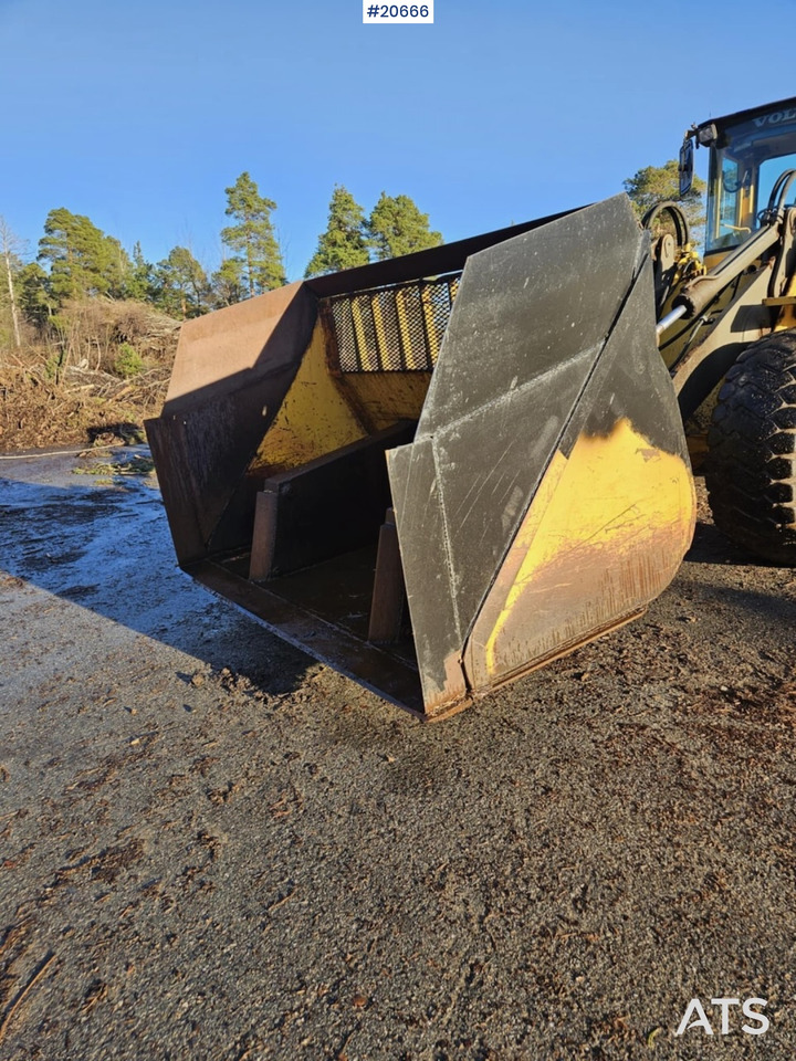 Skuffe Høytipp skuffe til Hjullaster. 5,8m3. - Loader bucket for Construction machinery: picture 1 Skuffe Høytipp skuffe til Hjullaster. 5,8m3. - Loader bucket for Construction machinery: picture 1