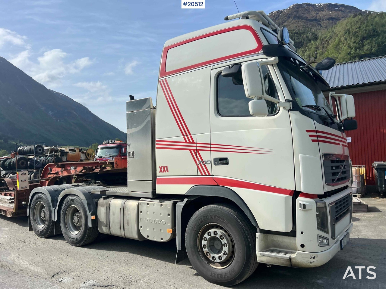 Tractor unit Volvo FH16: picture 10