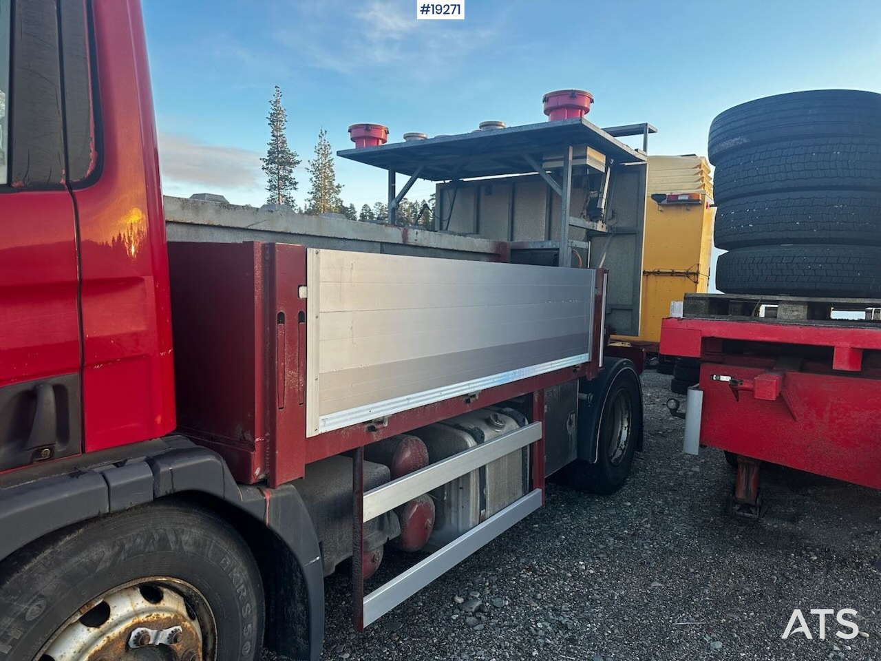 Scania P94 bufferbil m/ Euroskilt pute. Lav km - Utility/ Special vehicle, Truck: picture 4 Scania P94 bufferbil m/ Euroskilt pute. Lav km - Utility/ Special vehicle, Truck: picture 4