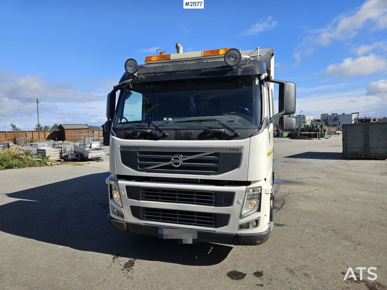 Volvo FM 370 - Garbage truck: picture 2 Volvo FM 370 - Garbage truck: picture 2