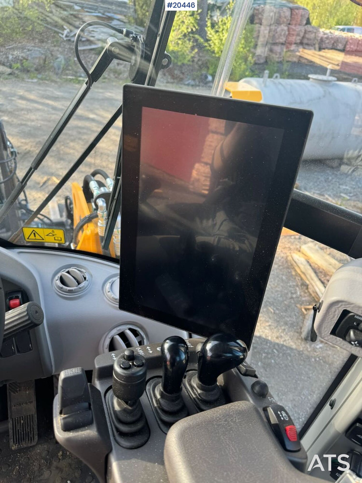 Wheel loader Volvo L70H: picture 26