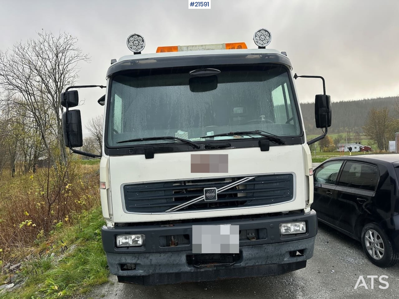 Volvo Volvo - Crane truck: picture 2 Volvo Volvo - Crane truck: picture 2