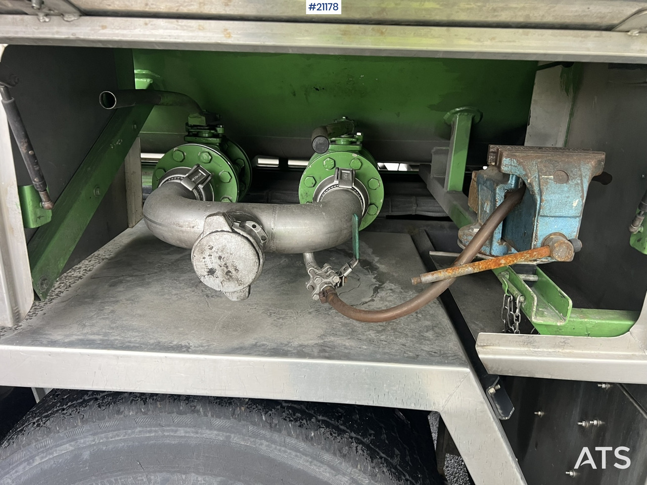 Vacuum truck Volvo fh500 8x4 Slamsuger m/ 2010 Inter consult påbygg: picture 47