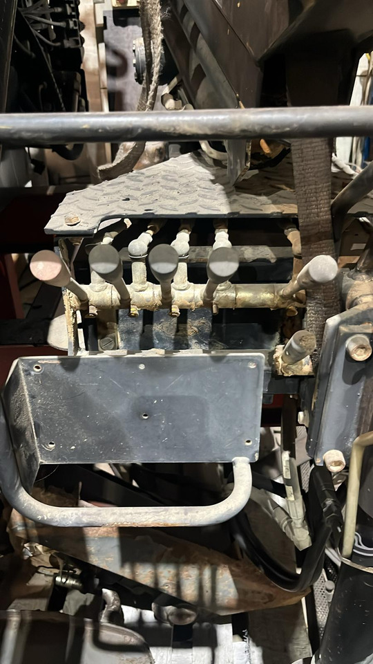 HIAB 027 - Loader crane: picture 4 HIAB 027 - Loader crane: picture 4