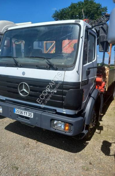 Mercedes 1824 - Dropside/ Flatbed truck: picture 1 Mercedes 1824 - Dropside/ Flatbed truck: picture 1