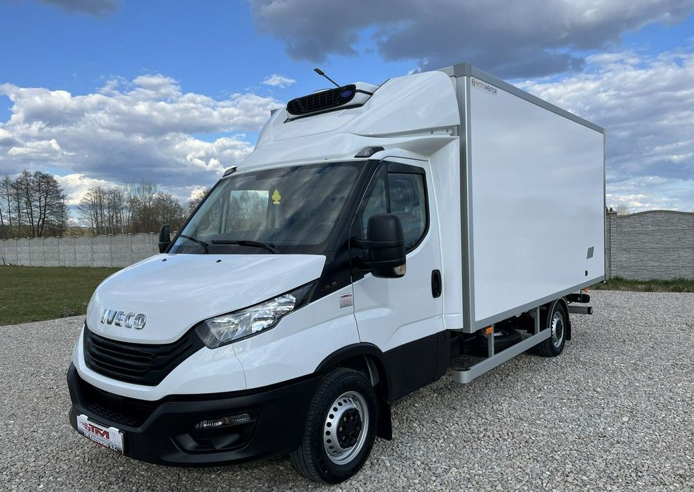 Renault Master - Refrigerated van: picture 2 Renault Master - Refrigerated van: picture 2