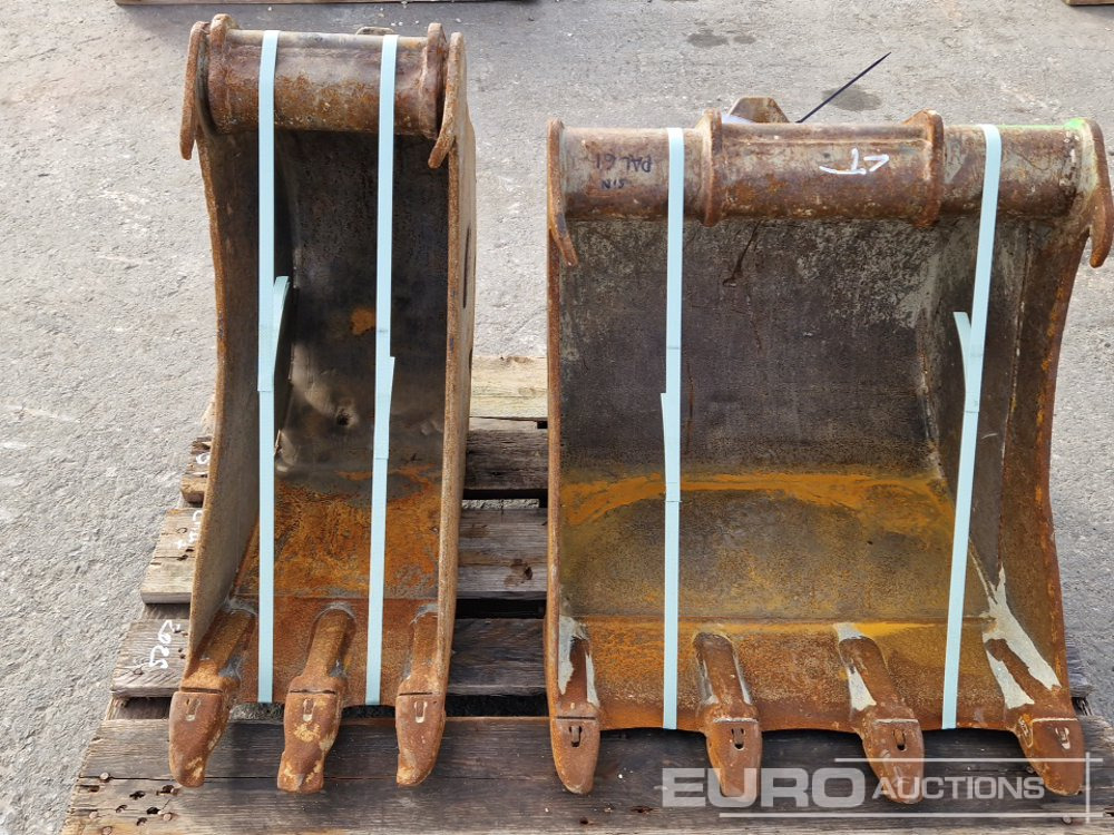 11", 24" Digging Buckets - Bucket: picture 5 11", 24" Digging Buckets - Bucket: picture 5