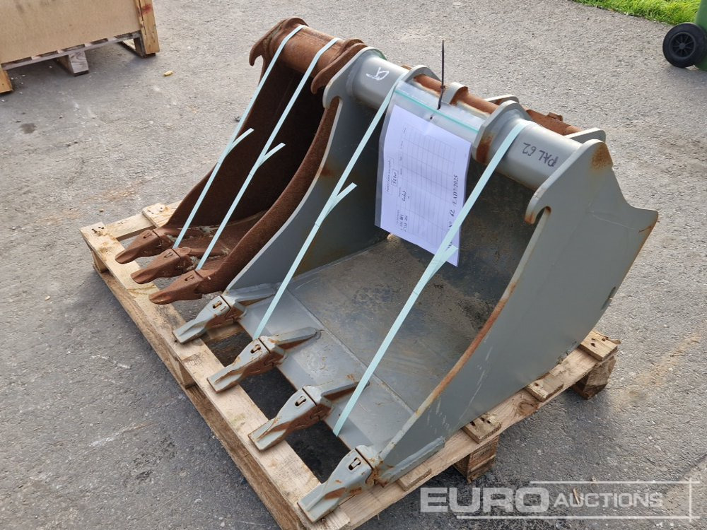 12", 24" Digging Buckets - Bucket: picture 2 12", 24" Digging Buckets - Bucket: picture 2