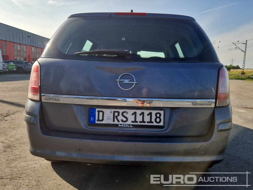 2007 Opel Astra - Car: picture 4 2007 Opel Astra - Car: picture 4