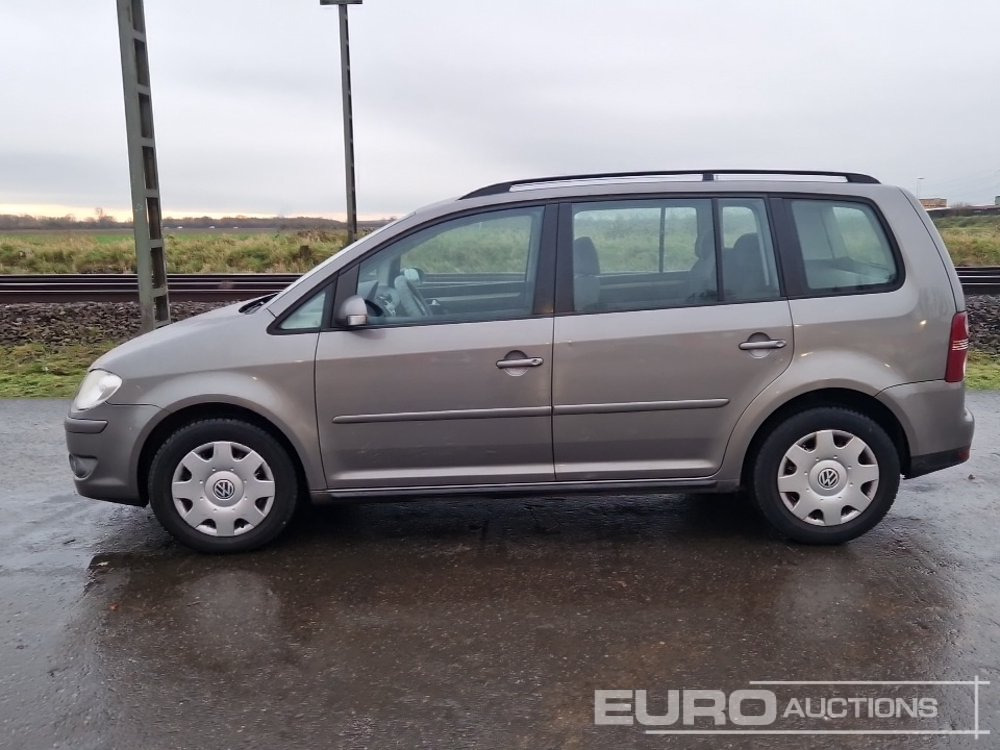 2008 Volkswagen Touran - Car: picture 2 2008 Volkswagen Touran - Car: picture 2