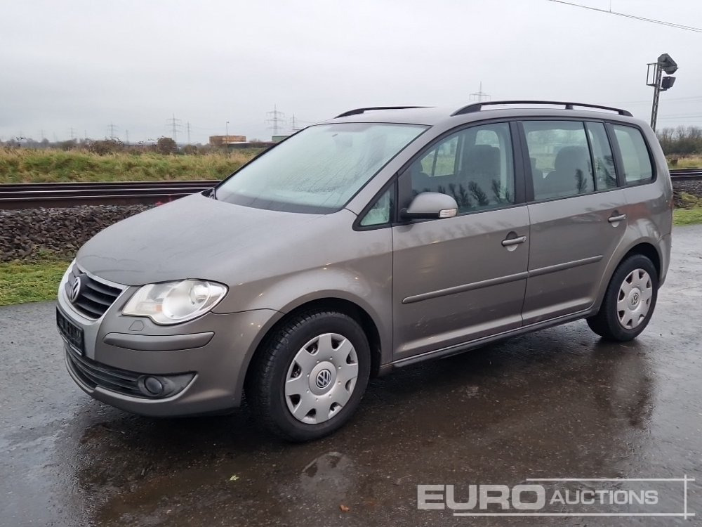 2008 Volkswagen Touran - Car: picture 1 2008 Volkswagen Touran - Car: picture 1