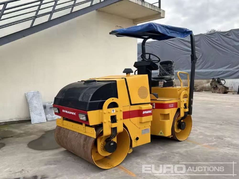 2009 Dynapac CC122 - Roller: picture 1 2009 Dynapac CC122 - Roller: picture 1