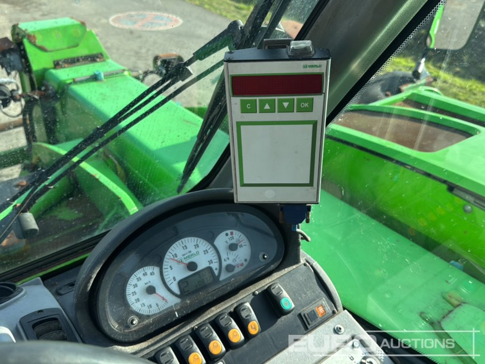 Telescopic handler 2009 Merlo P55.9: picture 32