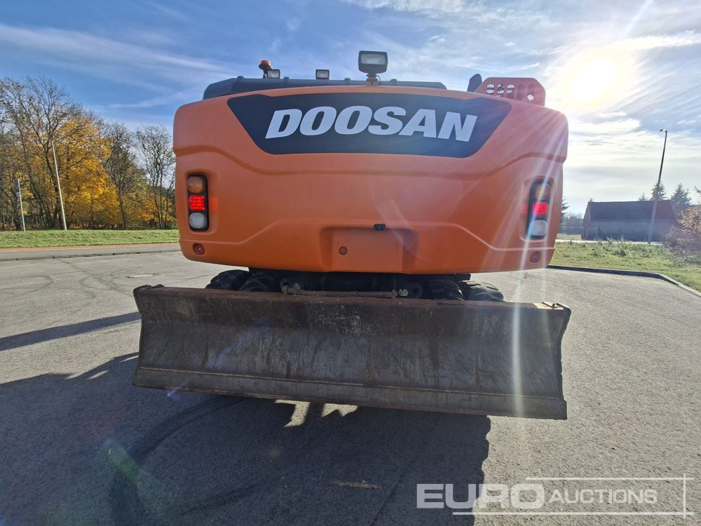 2013 Doosan DX160W-3 - Wheel excavator: picture 3 2013 Doosan DX160W-3 - Wheel excavator: picture 3