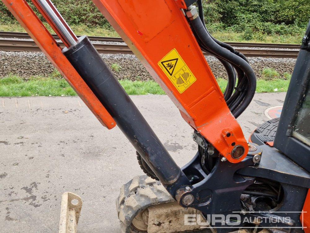 Mini excavator 2014 Kubota KX101-3A3: picture 27