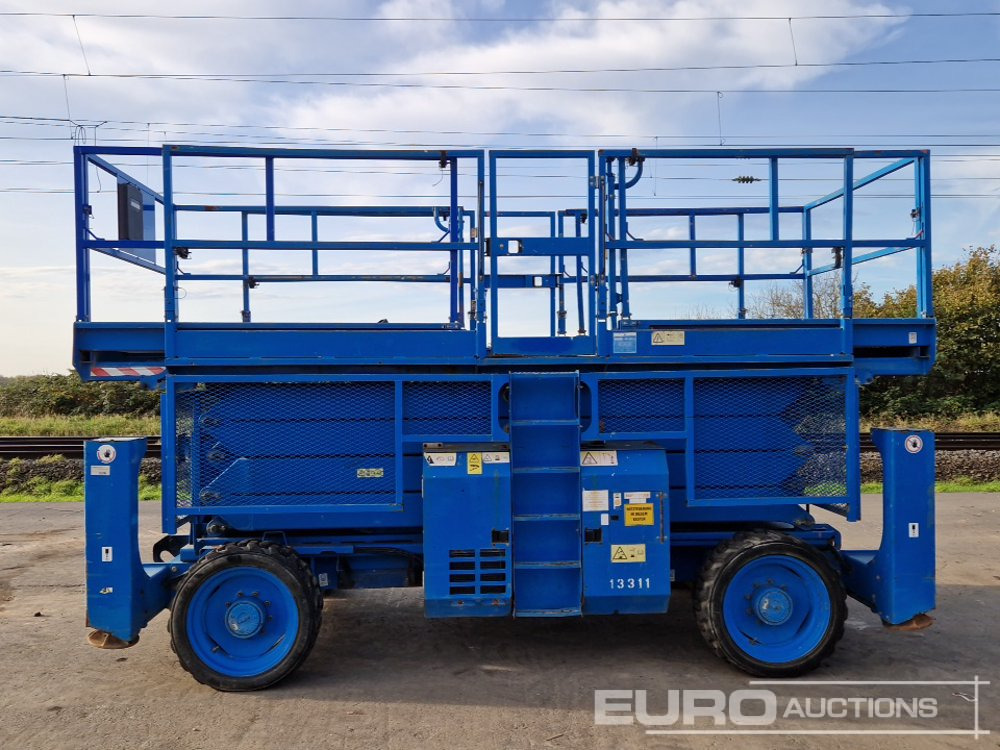 2015 Genie GS-4390 - Scissor lift: picture 2 2015 Genie GS-4390 - Scissor lift: picture 2