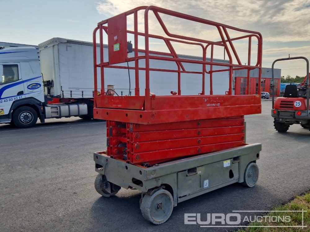2015 Haulotte Compact 12 - Aerial platform: picture 4 2015 Haulotte Compact 12 - Aerial platform: picture 4