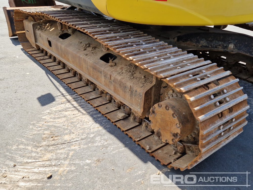 Crawler excavator 2016 Hitachi ZX225USLC-5B: picture 12