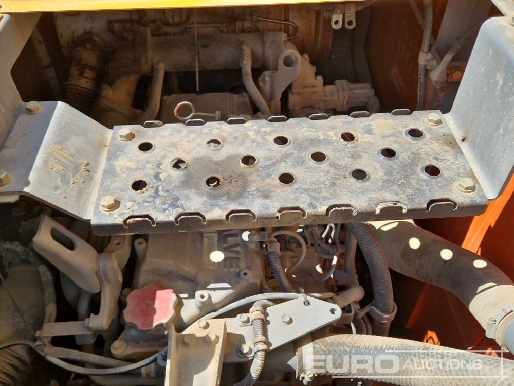 Crawler excavator 2016 Hitachi ZX225USLC-5B: picture 34