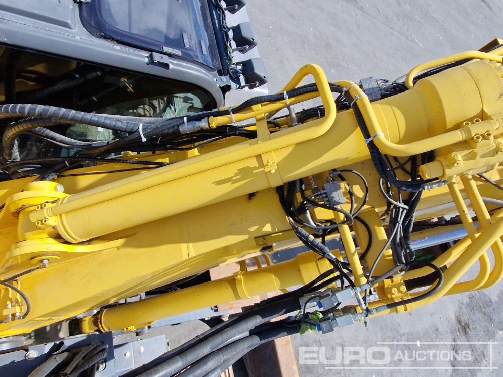 Crawler excavator 2016 Hitachi ZX225USLC-5B: picture 28