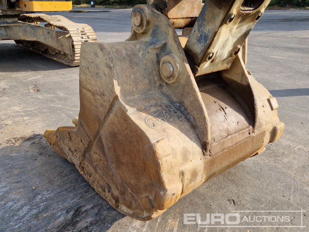 Crawler excavator 2017 Liebherr R946: picture 19