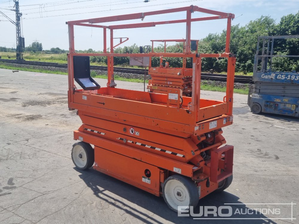 2018 SkyJack SJ111-3220 - Aerial platform: picture 3 2018 SkyJack SJ111-3220 - Aerial platform: picture 3