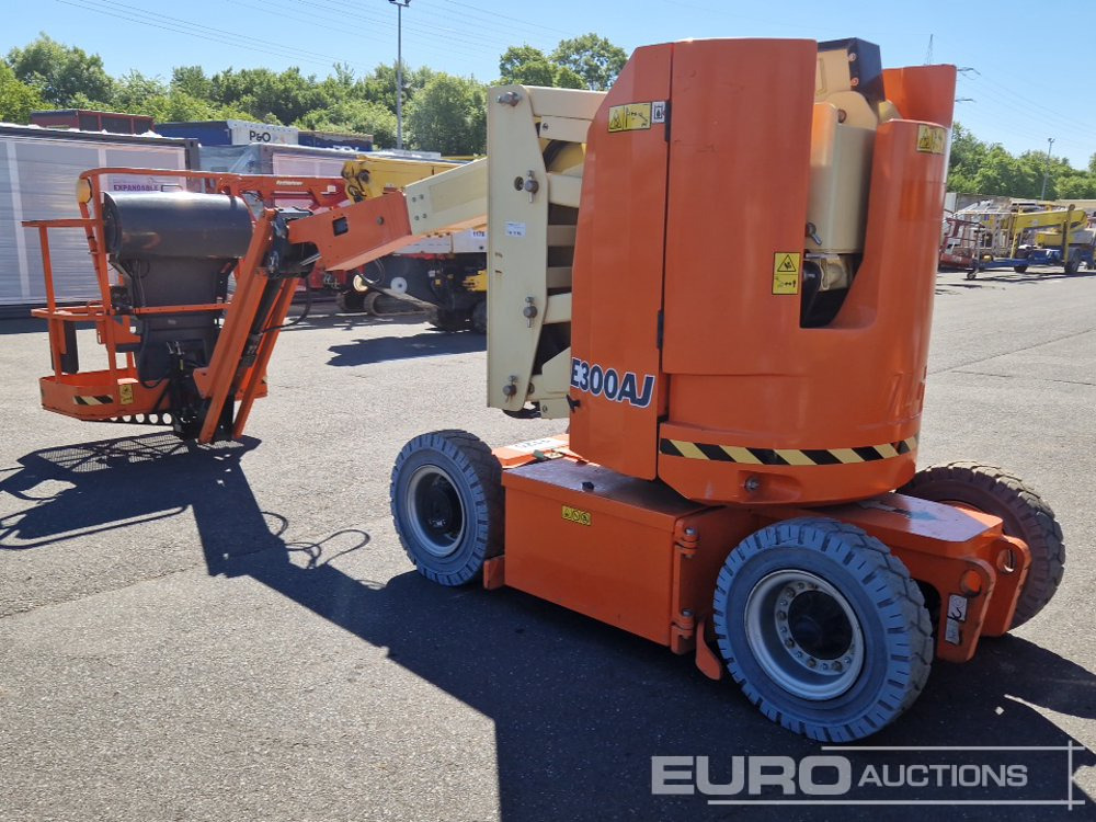 2020 JLG E300AJ - Aerial platform: picture 3 2020 JLG E300AJ - Aerial platform: picture 3