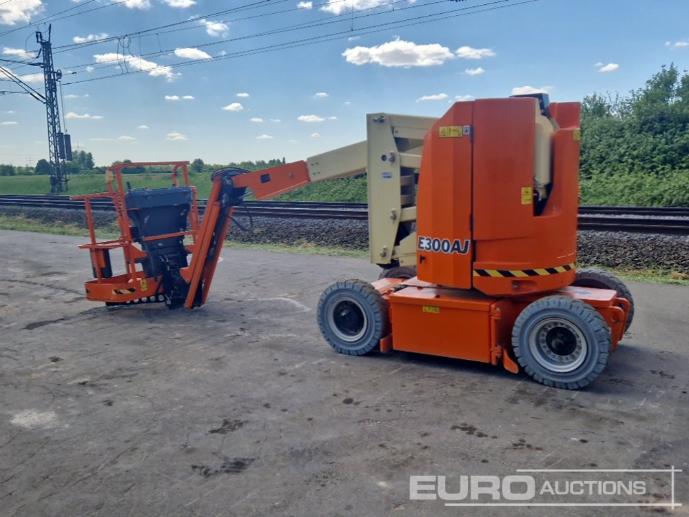 2020 JLG E300AJ - Aerial platform: picture 2 2020 JLG E300AJ - Aerial platform: picture 2