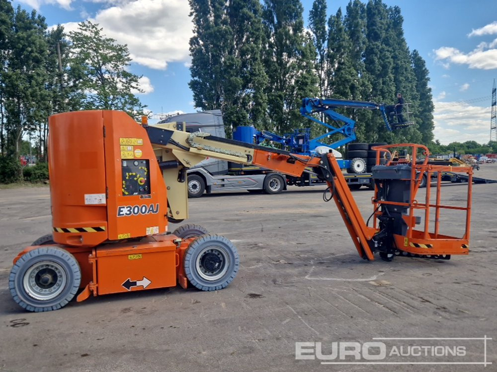 2020 JLG E300AJ - Aerial platform: picture 5 2020 JLG E300AJ - Aerial platform: picture 5