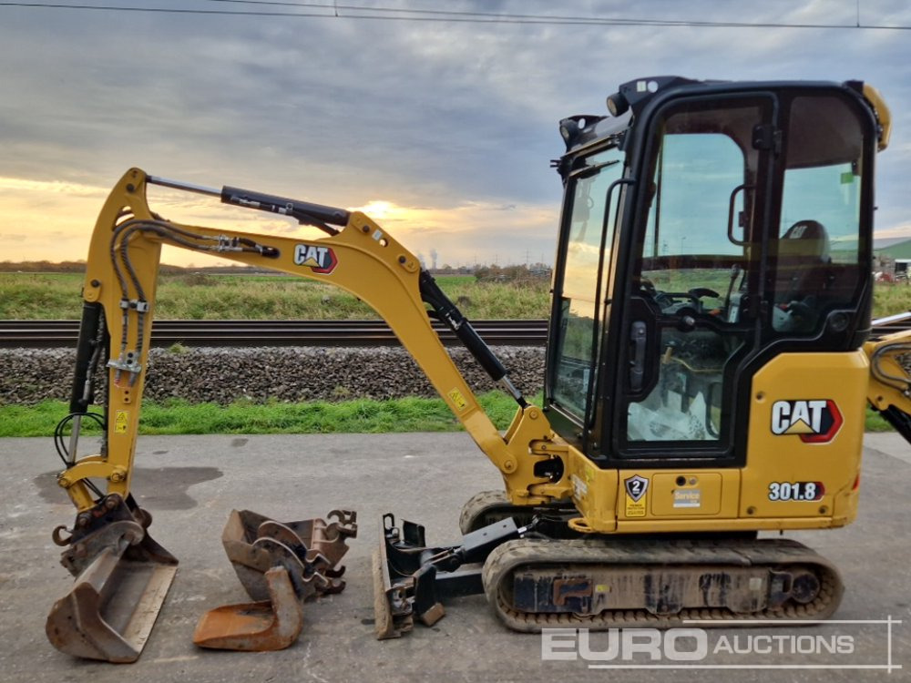 2022 CAT 301.8 - Mini excavator: picture 2 2022 CAT 301.8 - Mini excavator: picture 2