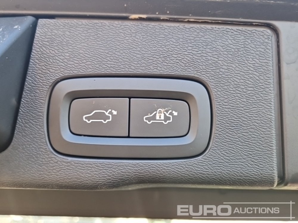 Car 2023 Volvo XC60: picture 20