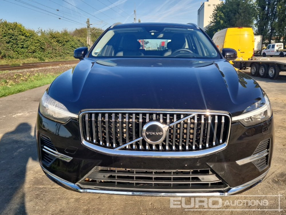 Car 2023 Volvo XC60: picture 8
