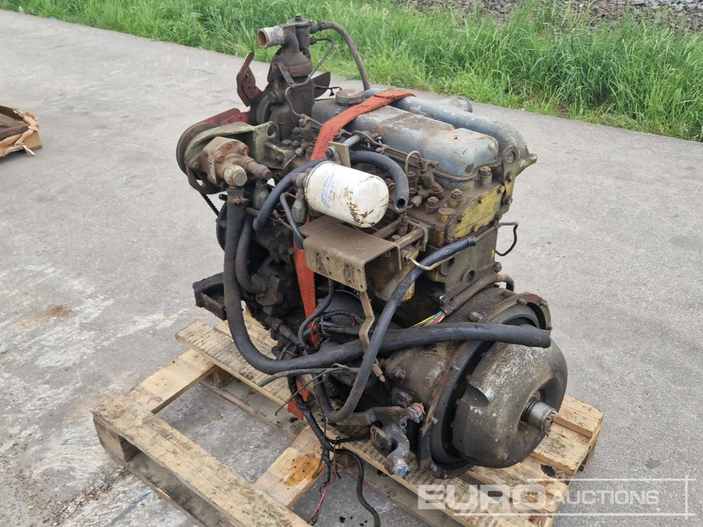 4 Cylinder Diesel Engine - Engine: picture 2 4 Cylinder Diesel Engine - Engine: picture 2